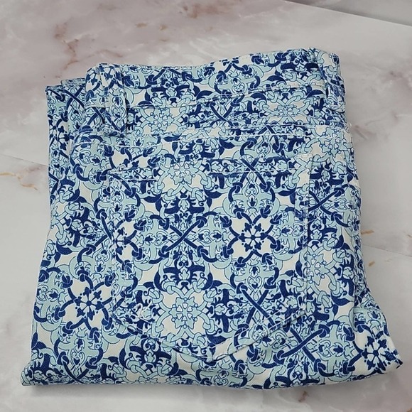 Kut from the Kloth Medallion Connie Ankle Skinny 2 - Picture 12 of 12